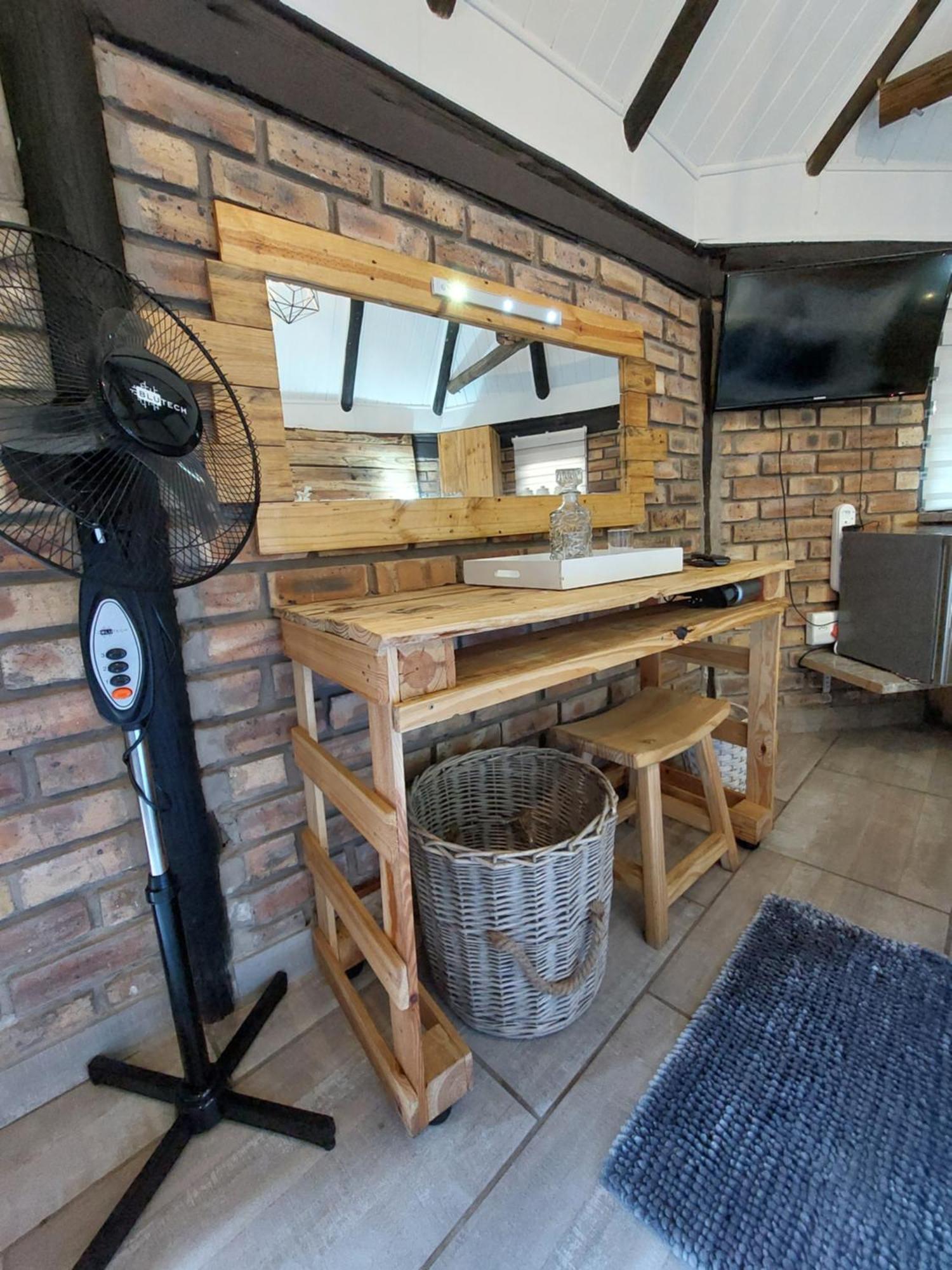 The Spare Room Cottage - Cosy And Private Bloemfontein Esterno foto